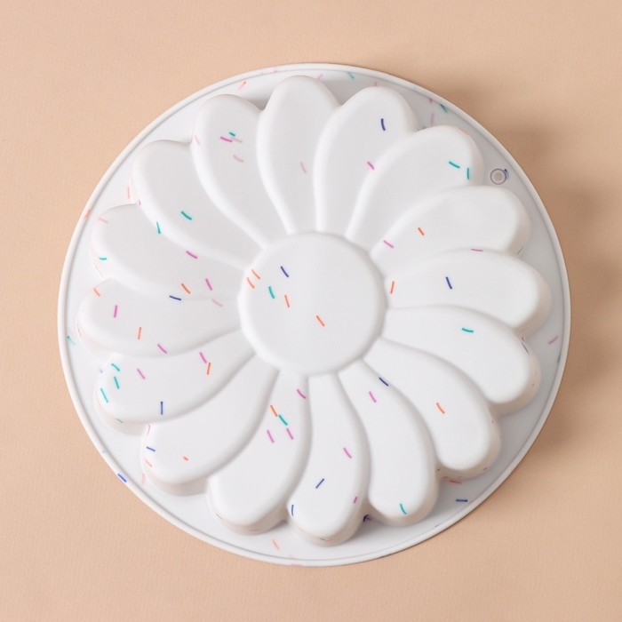 Форма для выпечки KONFINETTA «Ромашка», силикон, d=20 см (внутр. диаметр 18,5 см), цвет белый Форма для выпечки KONFINETTA «Ромашка», силикон, d=20 см (внутр. диаметр 18,5 см), цвет белый