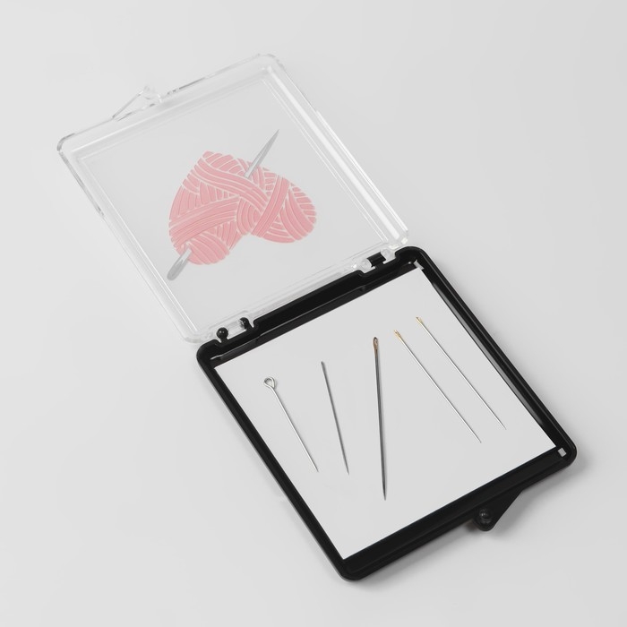 Игольница магнитная «Сердце», с иглами, 7 × 8 см, цвет чёрный Игольница магнитная «Сердце», с иглами, 7 × 8 см, цвет чёрный