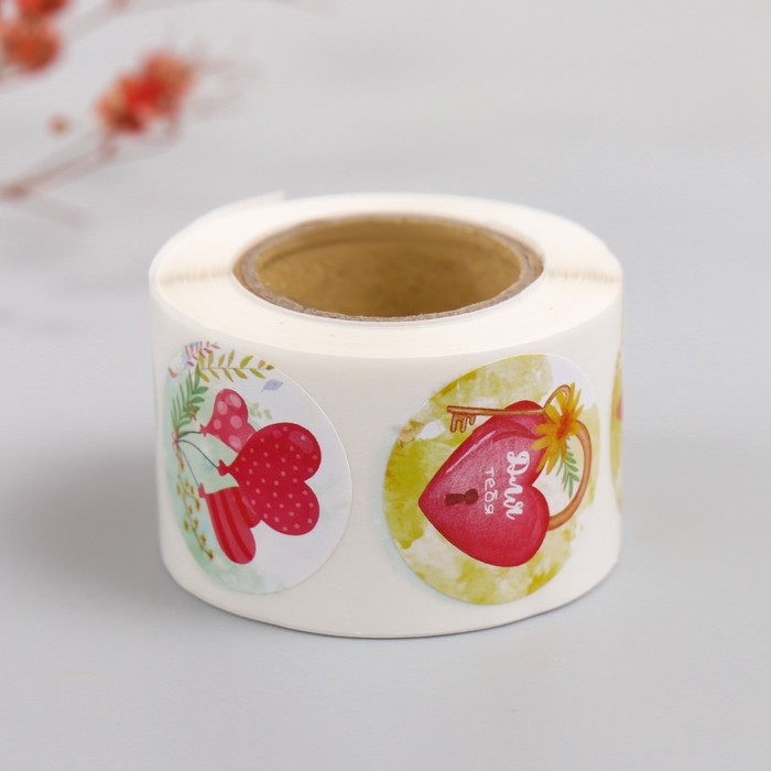 Наклейка бумага Наклейка бумага "Любовь" d=2,5 см 252 шт в рулоне