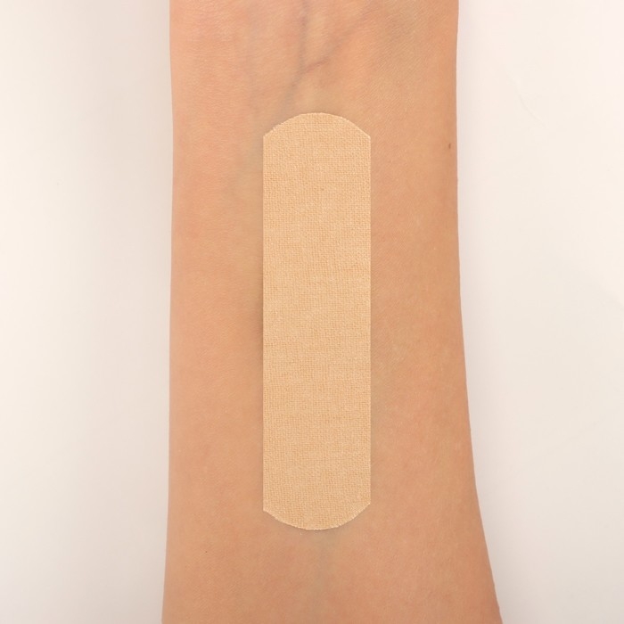 Лейкопластырь Верофарм бактерицидный набор 20 шт на тканной основе, телесные, баланс Лейкопластырь Верофарм бактерицидный набор 20 шт на тканной основе, телесные, баланс