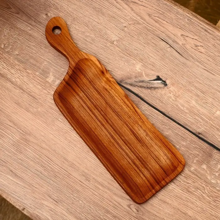 Блюдо 40х13х2 см, тиковое дерево Блюдо 40х13х2 см, тиковое дерево