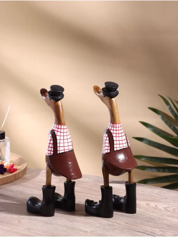 Сувенир &laquo;Утка-фермер&raquo;, 27 см, дерево, МИКС