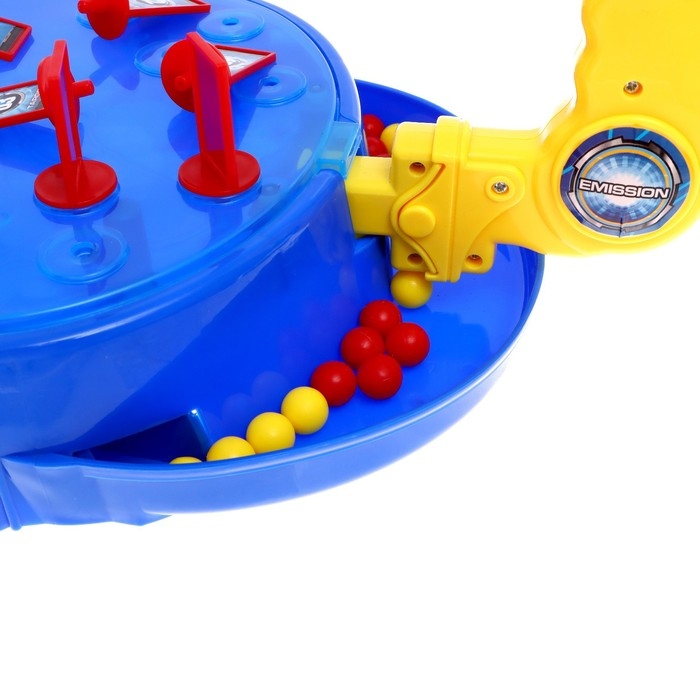 Настольная игра «Дуэль» Настольная игра «Дуэль»