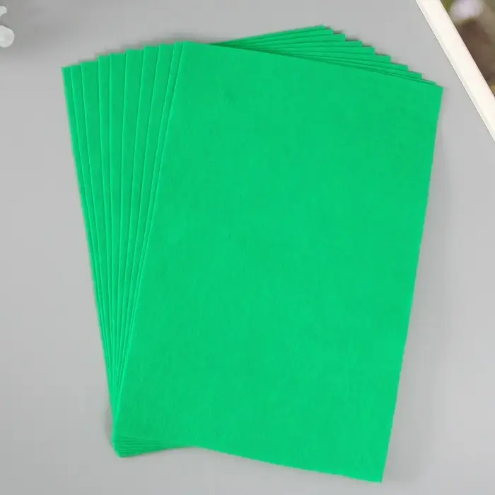 Фетр мягкий 1 мм 20х30 см зеленый Фетр мягкий 1 мм 20х30 см зеленый