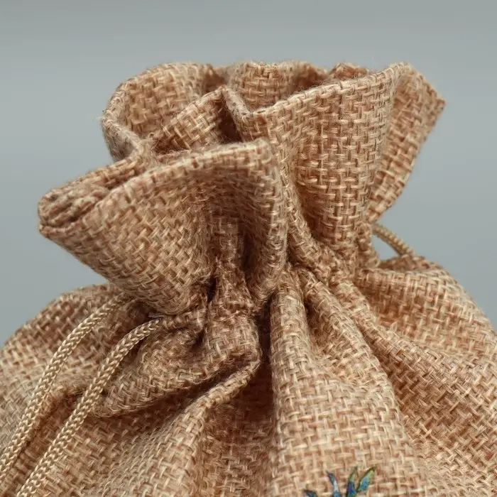 Мешочек подарочный с термонаклейкой «Зайка», 16 х 24 см +/- 1.5 см Мешочек подарочный с термонаклейкой «Зайка», 16 х 24 см +/- 1.5 см