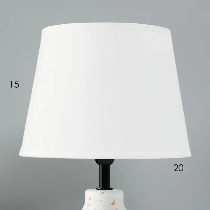 Лампа настольная RISALUX &laquo;Каламбур&raquo;, Е14, 40 Вт, белая, 20&times;20&times;32 см