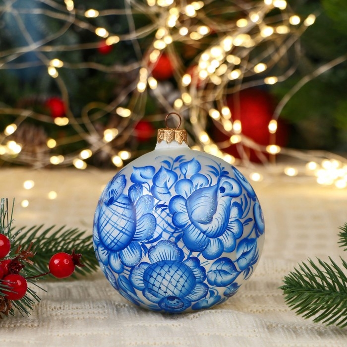 Набор из 4-х ёлочных шаров 100 мм «Блики счастья» Набор из 4-х ёлочных шаров 100 мм «Блики счастья»