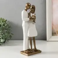 Фигурка полистоун &laquo;Папа, мама и дочь&raquo;, 10&times;6.5&times;24.5 см