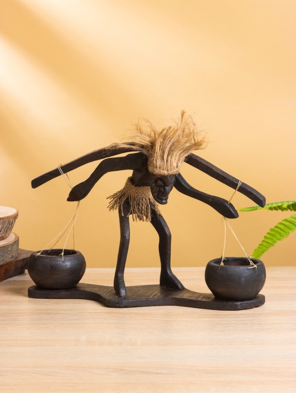 Сувенир «Абориген водонос», 31×9×20 +/- 1 см, дерево Сувенир «Абориген водонос», 31×9×20 +/- 1 см, дерево