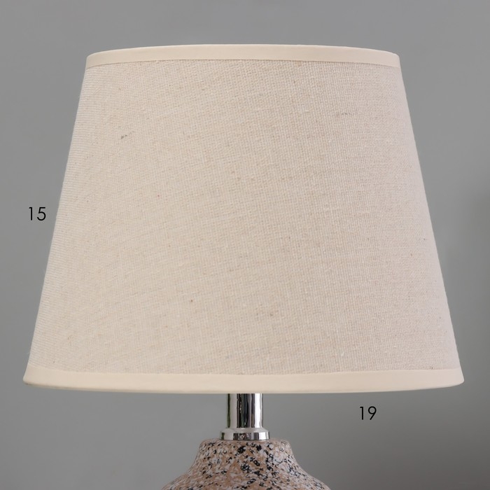 Настольная лампа Настольная лампа "Патрисия" Е14 40Вт бело-золотой 20х20х35 см