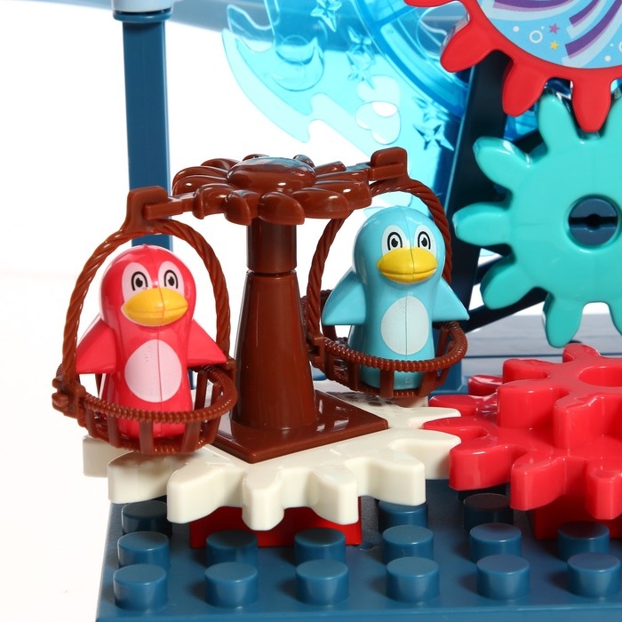 Конструктор развивающий с шестерёнками «Весёлые паровозики», 33 детали Конструктор развивающий с шестерёнками «Весёлые паровозики», 33 детали