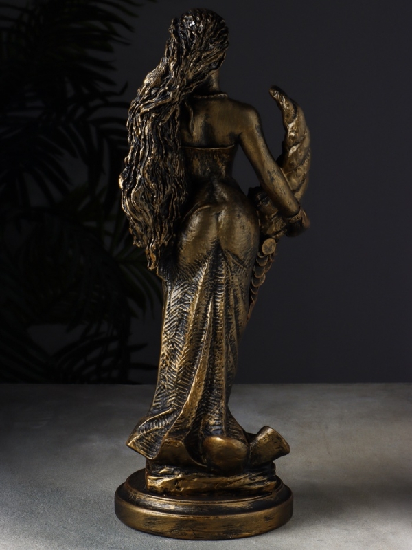 Фигура "Фортуна" 14х14х44 см, бронза