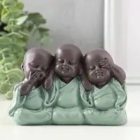 Сувенир полистоун "Маленькие будды - не слышу, не вижу, не скажу" зелёный 4,6х12,5х8 см