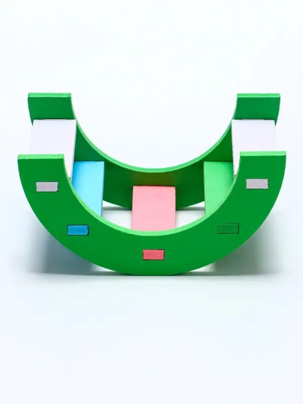 Лесенка для грызунов с цветными ступеньками, зеленый Лесенка для грызунов с цветными ступеньками, зеленый