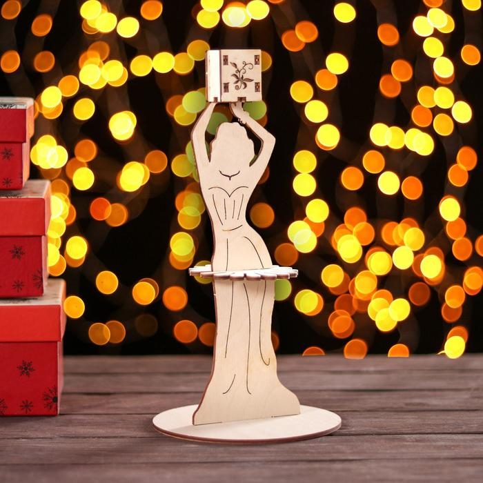 Салфетница деревянная «Вечерний наряд», с подставкой под зубочистки, 25×13×13 см Салфетница деревянная «Вечерний наряд», с подставкой под зубочистки, 25×13×13 см