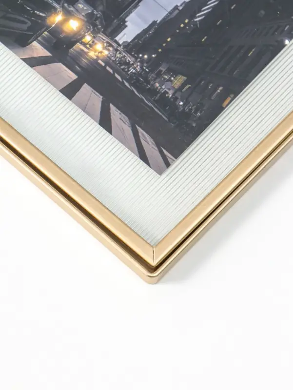 Фоторамка металл 10х15 см "Тонкая полоска" 0,8х15,5х20,5 см