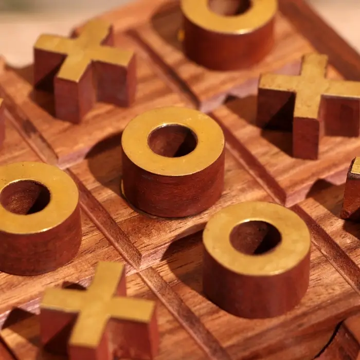 Игра настольная 2 в 1, крестики-нолики, солитёр, 11.5&times;11.5&times;5 см, дерево шишам