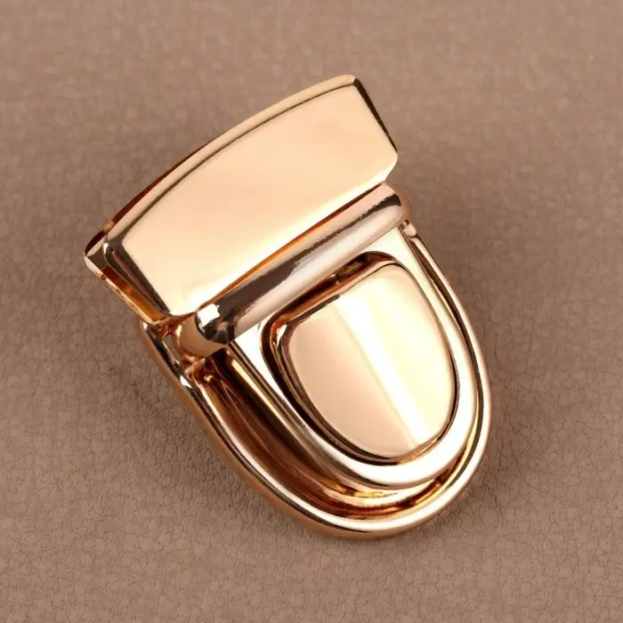 Застёжка для сумки, 4×3 см, цвет золотой Застёжка для сумки, 4×3 см, цвет золотой