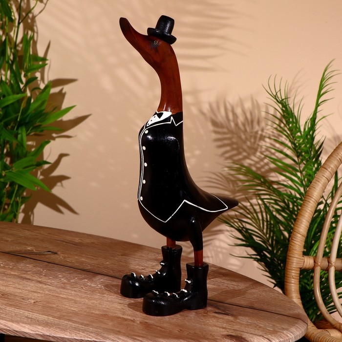 Сувенир "Утка в костюме" дерево 45 см