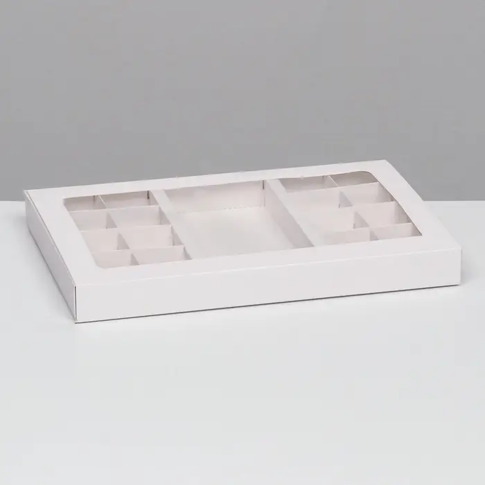 Коробка для 8 + 8 конфет + шоколад, с окном, белая 30&times;19.5&times;3 см