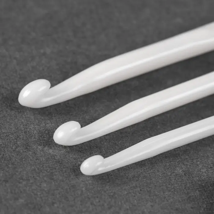 Набор крючков для вязания, d=4/5/6 мм, 14 см, 3 шт., белый