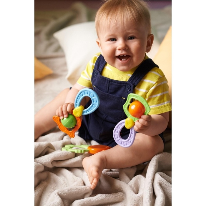 Погремушка - прорезыватель «Планеты», эластичная ручка, виды и цвет МИКС Погремушка - прорезыватель «Планеты», эластичная ручка, виды и цвет МИКС