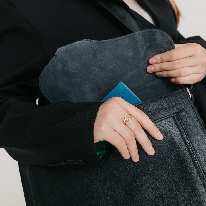 Кольцо «Тренд» линии, цвет золото, безразмерное