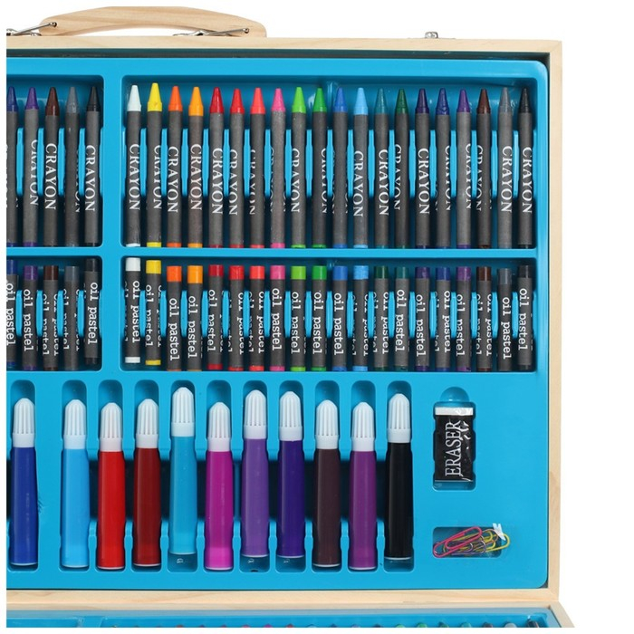 Набор для рисования в деревянном чемоданчике Набор для рисования в деревянном чемоданчике