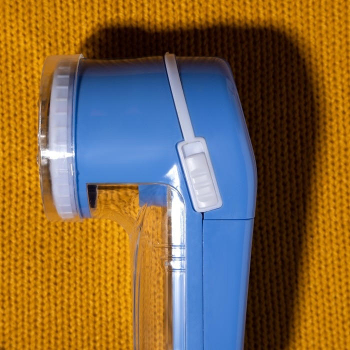 Машинка для удаления катышков Luazon LUK-06, 2хАА (не в комплекте), МИКС Машинка для удаления катышков Luazon LUK-06, 2хАА (не в комплекте), МИКС