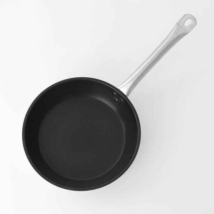 Сковорода из нержавеющей стали Hanna Knövell, d=26 см, h=5 см, толщина стенки 0,6 мм, длина ручки 25 см, антипригарное покрытие, индукция Сковорода из нержавеющей стали Hanna Knövell, d=26 см, h=5 см, толщина стенки 0,6 мм, длина ручки 25 см, антипригарное покрытие, индукция