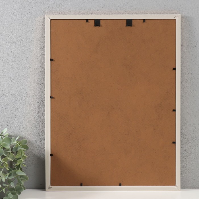 Фоторамка пластик 30х40 см Фоторамка пластик 30х40 см "Штрихи на золоте" 1х32,5х42,5 см