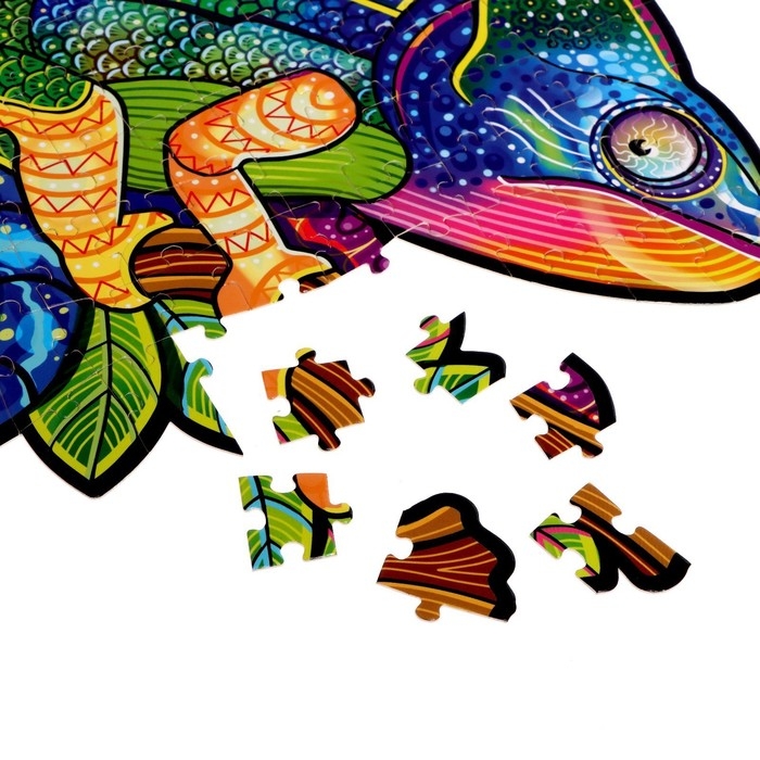 Формовой пазл «Хамелеон», 106 деталей Формовой пазл «Хамелеон», 106 деталей