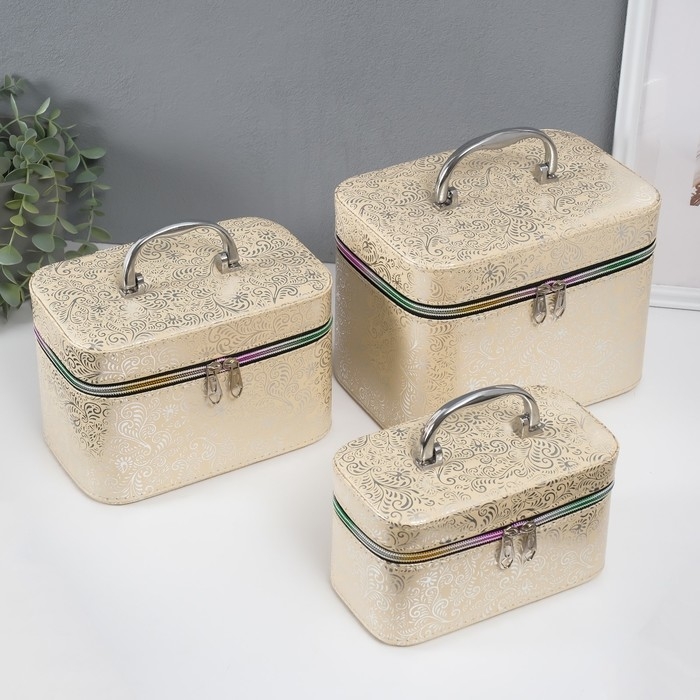 Шкатулка кожзам с зеркалом Шкатулка кожзам с зеркалом "Узоры, бабочки" беж н-р 3 шт 19х10,5х10,5 21х13х14 15х23х17см