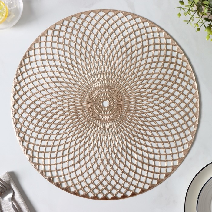 Набор салфеток сервировочных на стол Доляна «Вира», 4 шт, d=38 см, цвет золотой