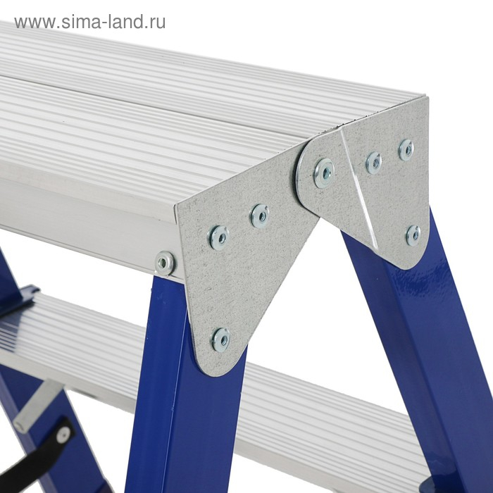 Стремянка ТУНДРА, комбинированная, двухсторонняя, 2 ступени, 430 мм Стремянка ТУНДРА, комбинированная, двухсторонняя, 2 ступени, 430 мм