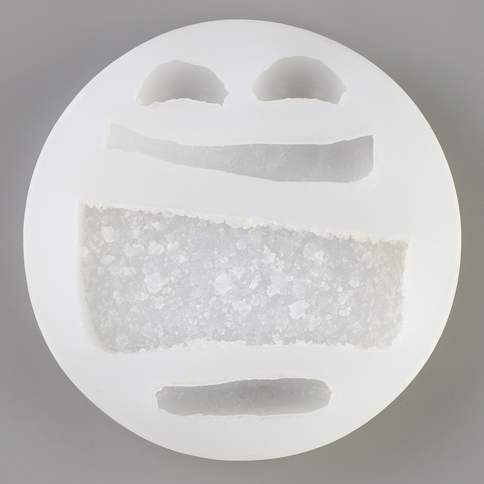 Молд силиконовый «Хлеб и шпроты», 12 × 2 см Молд силиконовый «Хлеб и шпроты», 12 × 2 см