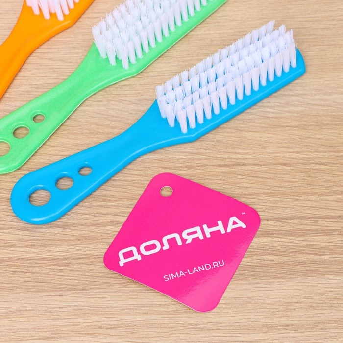 Щётка для овощей и фруктов с ручкой Доляна, 17×3,3×2 см, цвет МИКС Щётка для овощей и фруктов с ручкой Доляна, 17×3,3×2 см, цвет МИКС