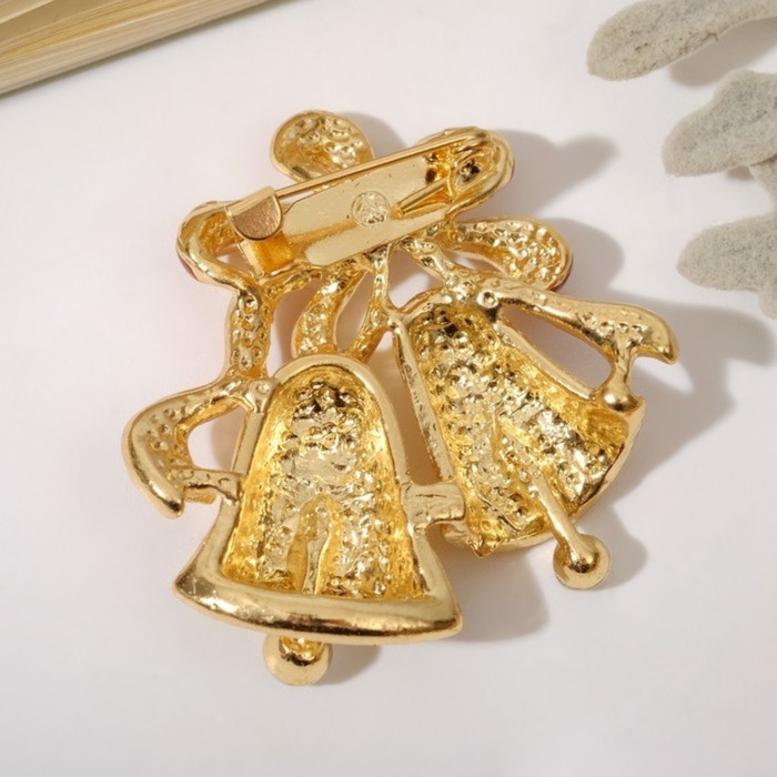 Брошь «Колокольчик» с лентой, цвет красный в золоте Брошь «Колокольчик» с лентой, цвет красный в золоте