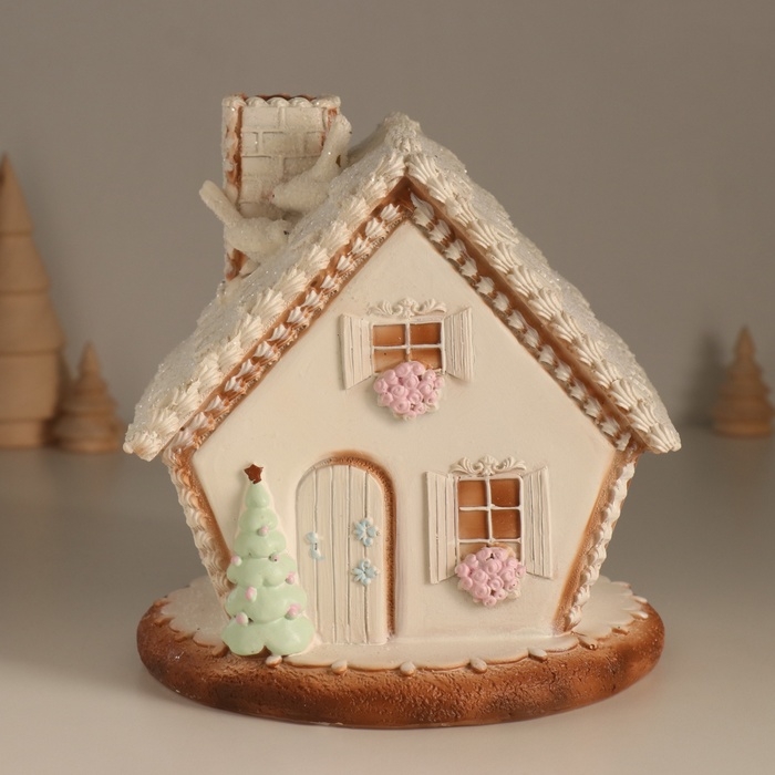 Сувенир полистоун свет Сувенир полистоун свет "Пряничный домик с узорами, с птицами" 16,5х16х17 см