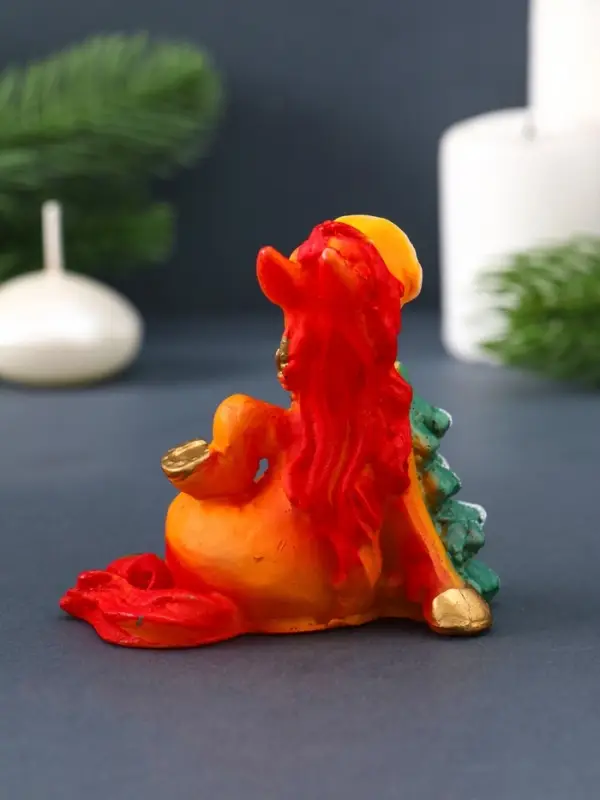 Свеча фигурная "Лошадка с ёлочкой" 8х5,5х8,5 см, цв. золотой