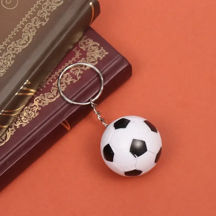 Брелок для ключей на кольце «Футбольный мяч», пластик, 3×3×3 см, МИКС
