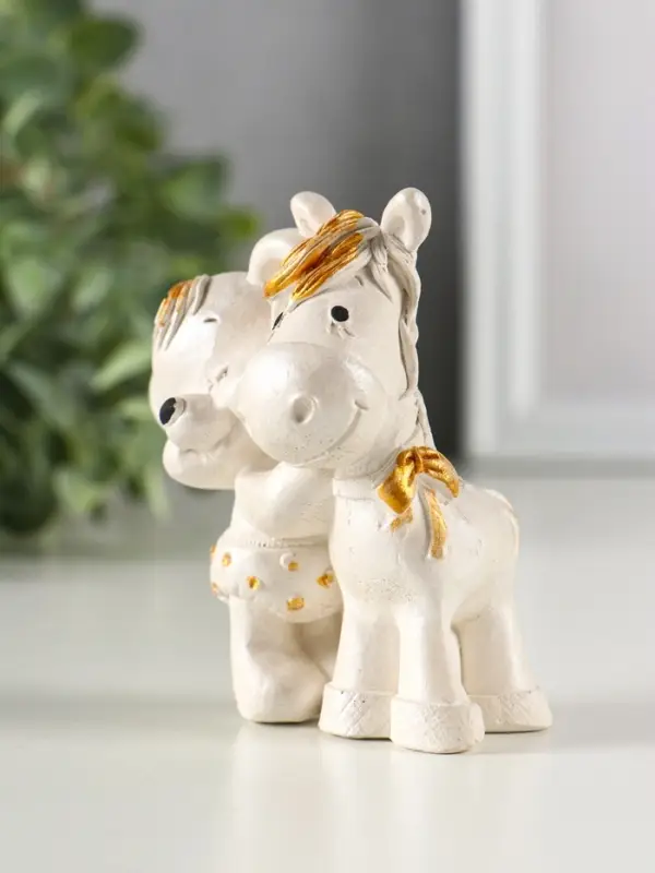 Фигура гипс Фигура гипс "Мишка с лошадкой" 9х7х6 см, перламутр
