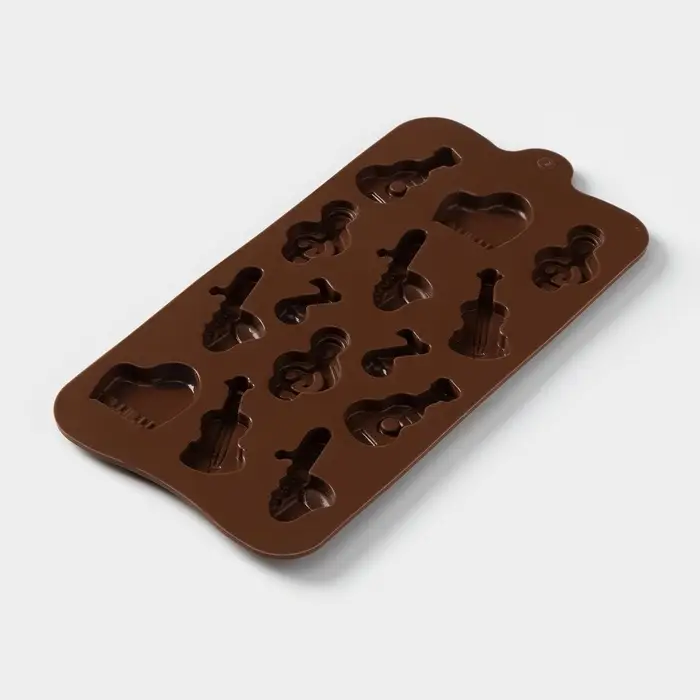 Форма для шоколада Доляна &laquo;Музыкальные инструменты&raquo;, силикон, 21.5&times;10.5 см, 14 ячеек, коричневая