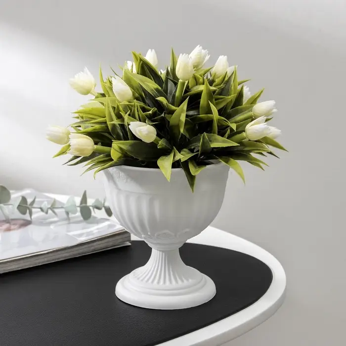 Вазон для цветов &laquo;Венеция&raquo;, 600 мл, d=14 см, h=14 см, пластиковый, белый