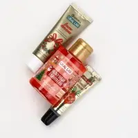 Новогодний подарочный набор косметики: гель для душа, крем для рук, бальзам для губ, маска для сна, URAL LAB Новогодний подарочный набор косметики: гель для душа, крем для рук, бальзам для губ, маска для сна, URAL LAB