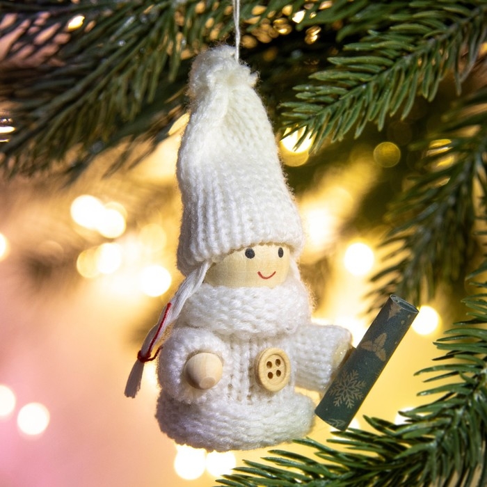 Ёлочная игрушка новогодняя новогодняя «Новый год: Радости и тепла!», 7 см х 6 см х 3 см Ёлочная игрушка новогодняя новогодняя «Новый год: Радости и тепла!», 7 см х 6 см х 3 см