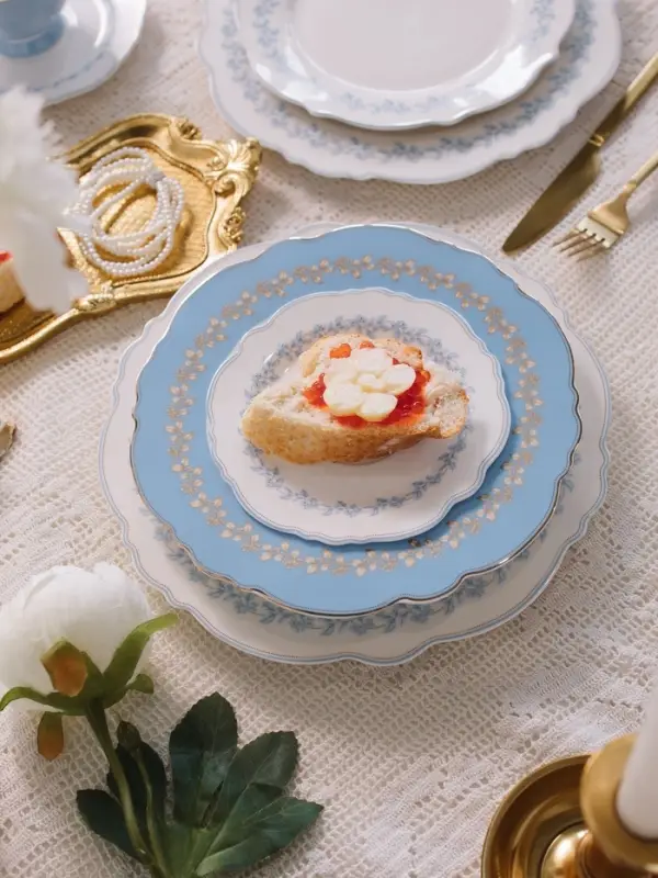 Тарелка глубокая WY Royal blue, 220 мл, d=21.5 см, фарфор, белая, голубая