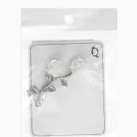 Серьги "Цветок розы", цвет белый в серебре Серьги "Цветок розы", цвет белый в серебре