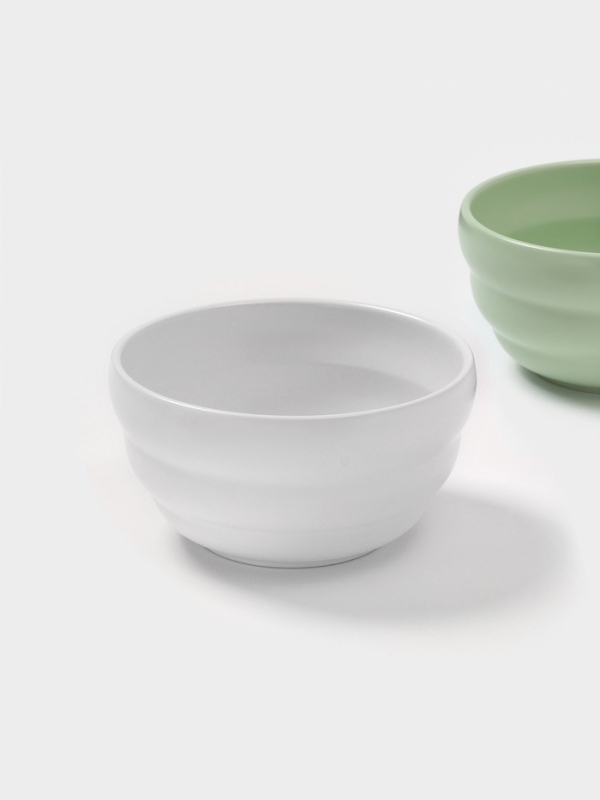 Салатники Доляна «Зефир», 700 мл, d=15,5 см, набор 2 шт, керамика, белые, зелёные Салатники Доляна «Зефир», 700 мл, d=15,5 см, набор 2 шт, керамика, белые, зелёные