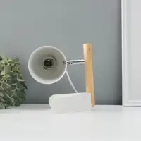 Лампа настольная RISALUX &laquo;Престиж&raquo;, 40 Вт, Е27, белая, 13&times;12&times;24 см